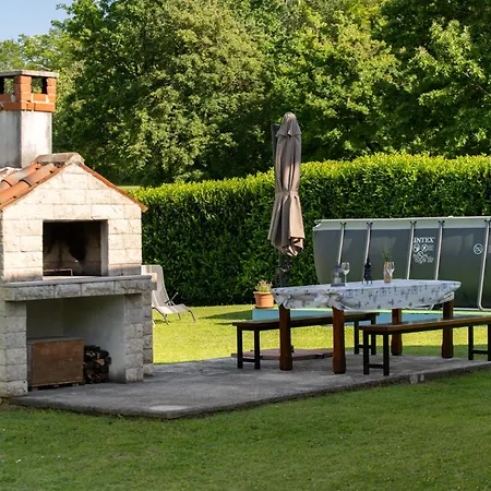 Paola Apartamento Kršan